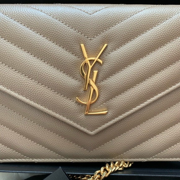 SOLD ON IG Saint Laurent Small Wallet on Chain - Picture 2 of 8